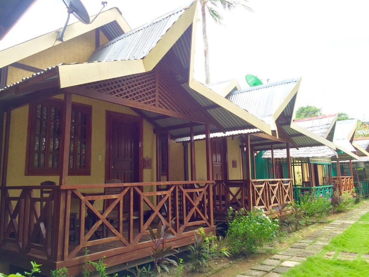 Pems Pension And Restaurant Taytay  Exterior photo